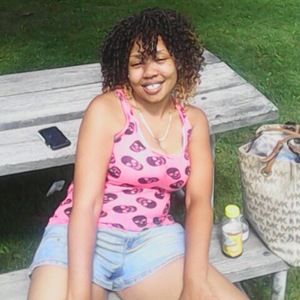 Meet your Posher, Charmaine